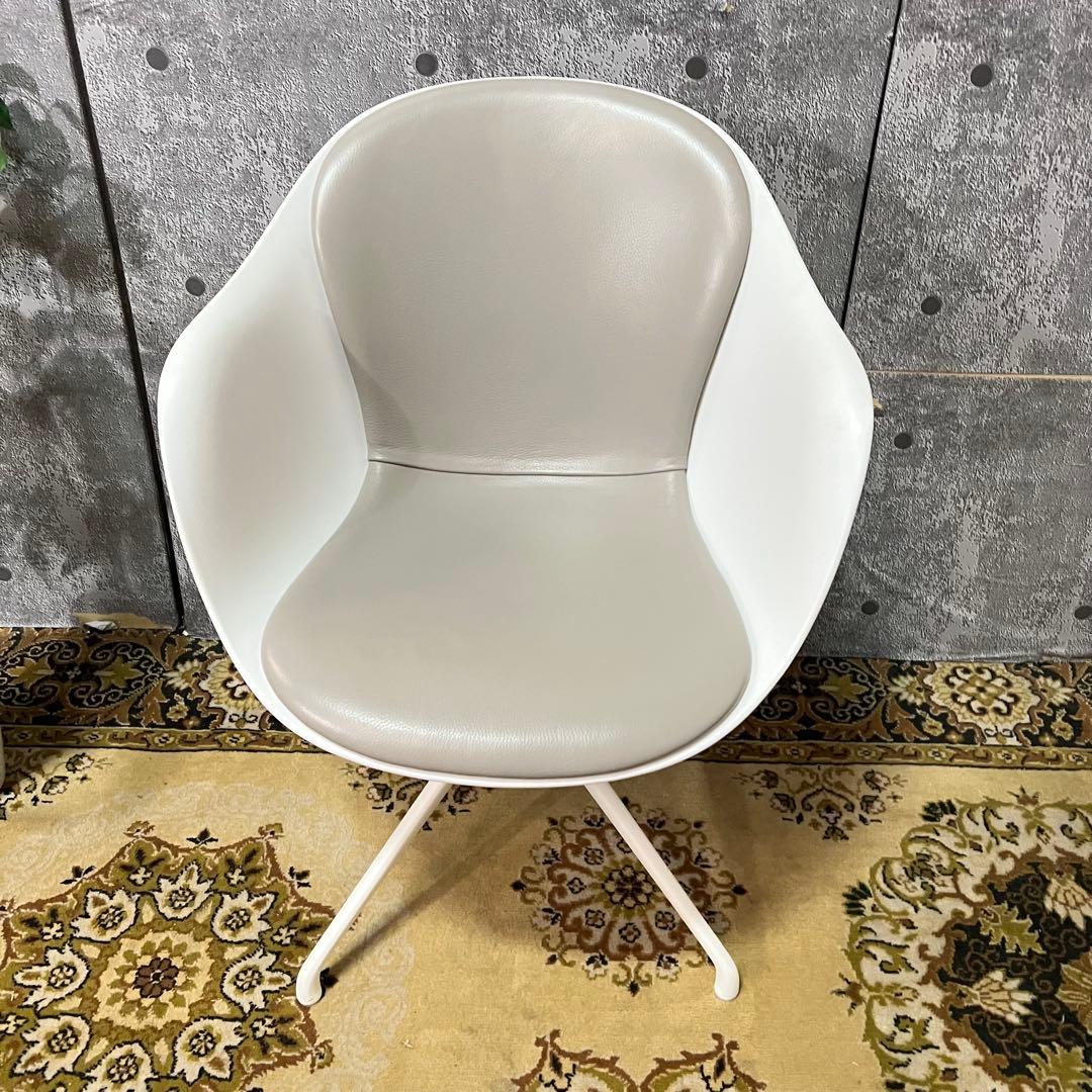 あの꧁BoConcept ボーコンセプト꧂adelaideアデレードチェア