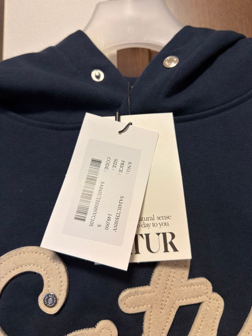 SATUR セター スウェット・パーカー ネイビー Sサイズ 新品未使用