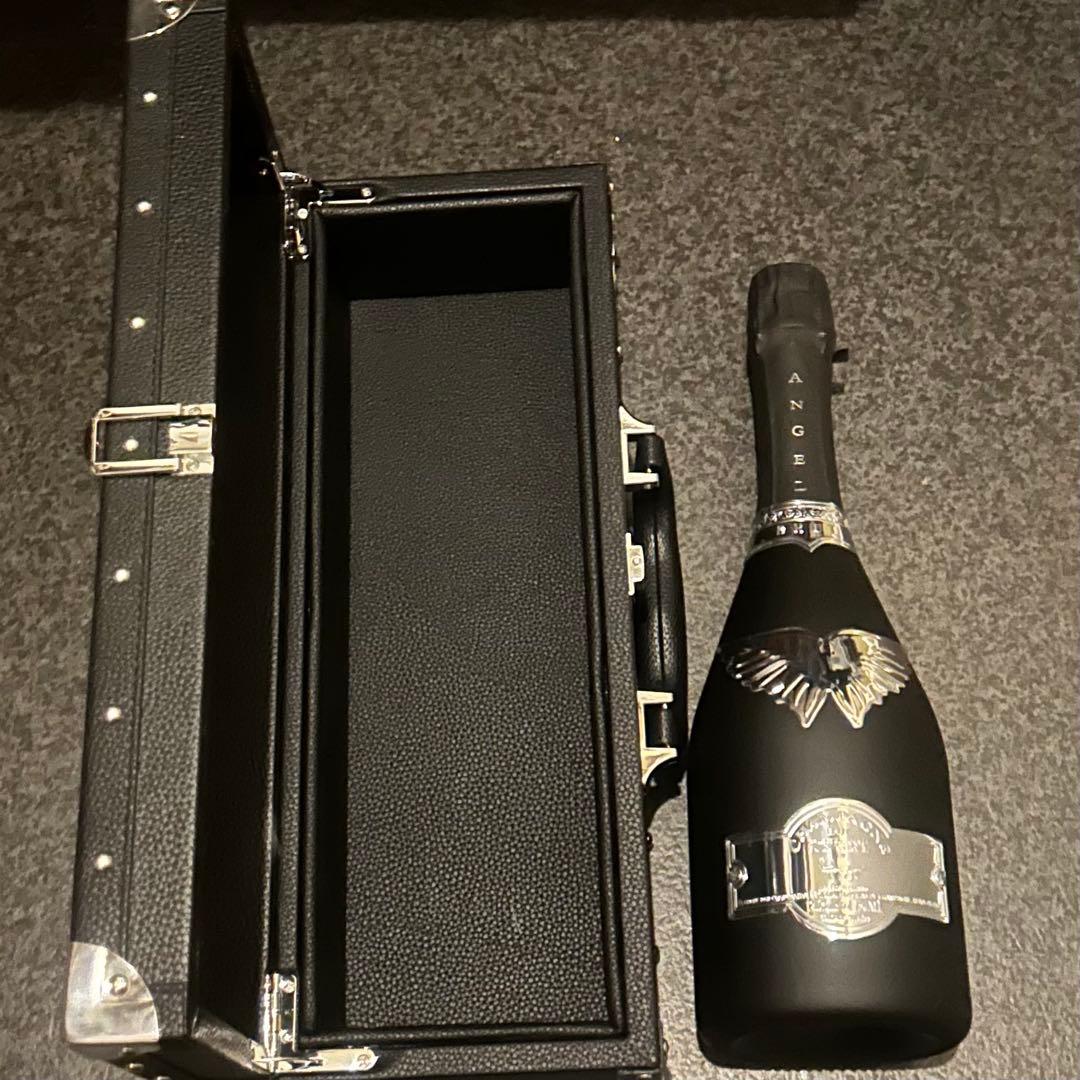 エンジェル シャンパン 専用ケース付き ブラック 黒