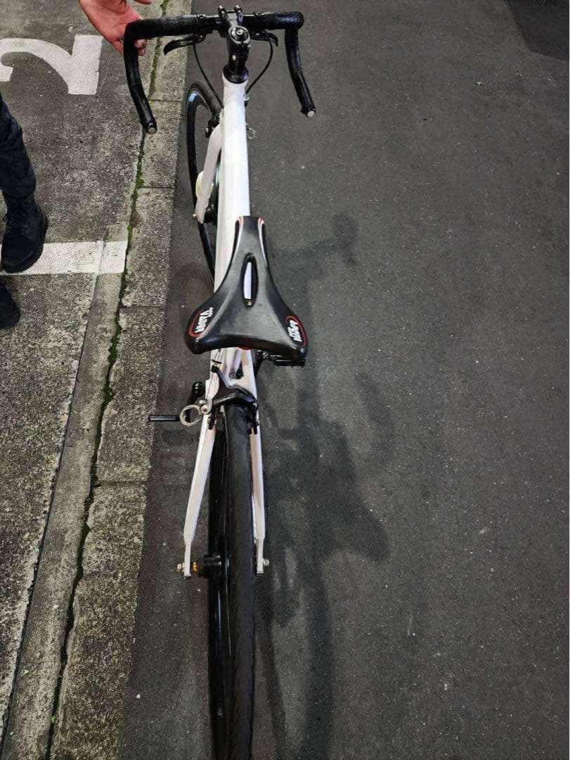 LEDライト付きホワイト自転車