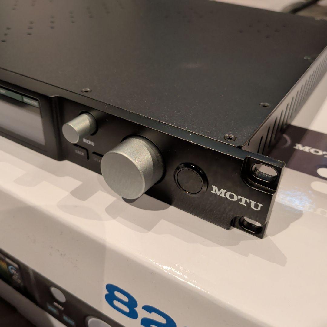MOTU 828 オーディオインターフェイス(第5世代)
