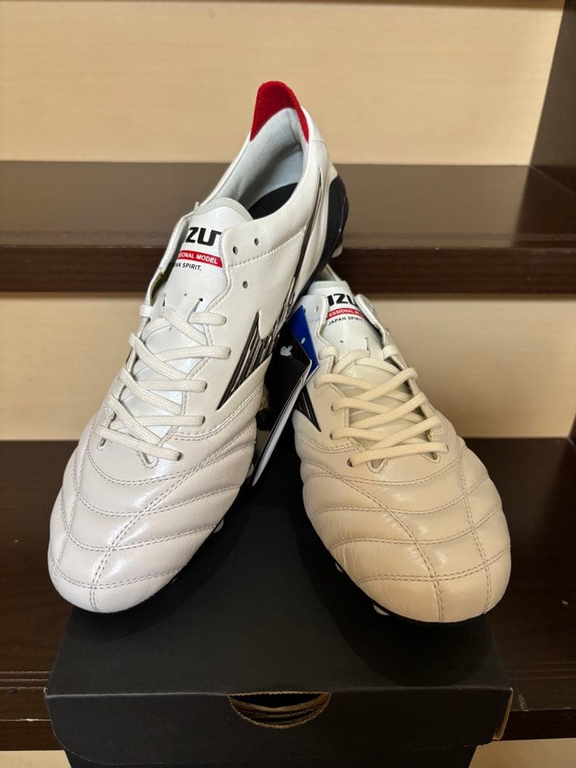 サッカースパイク　ミズノ　モレリアネオ4 JAPAN 新品 26.5cm