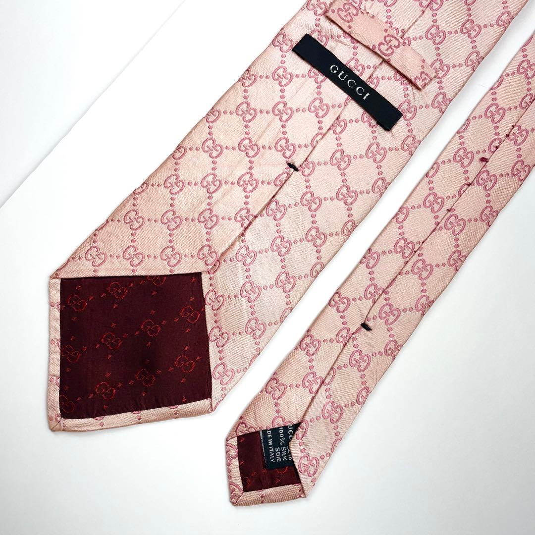 グッチ　ネクタイ　GG柄　GGチェーン　グッチシマ　総柄　光沢　高級感　ピンク