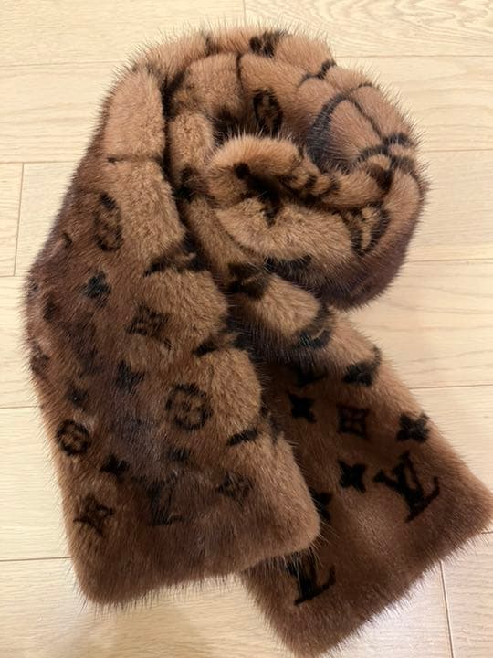 【レア】ルイヴィトン モノグラム ミンク マフラー 両面ミンク