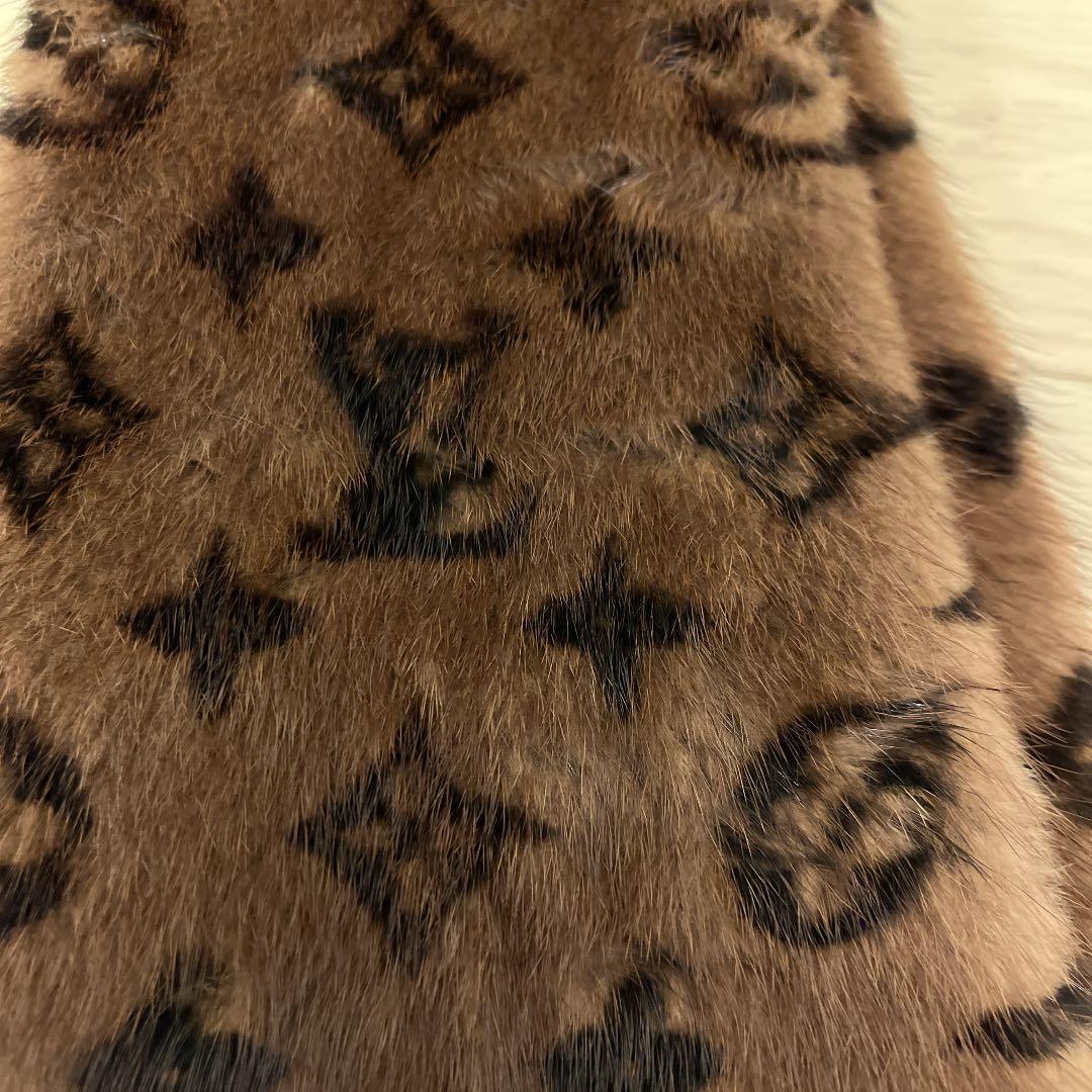 【レア】ルイヴィトン モノグラム ミンク マフラー 両面ミンク