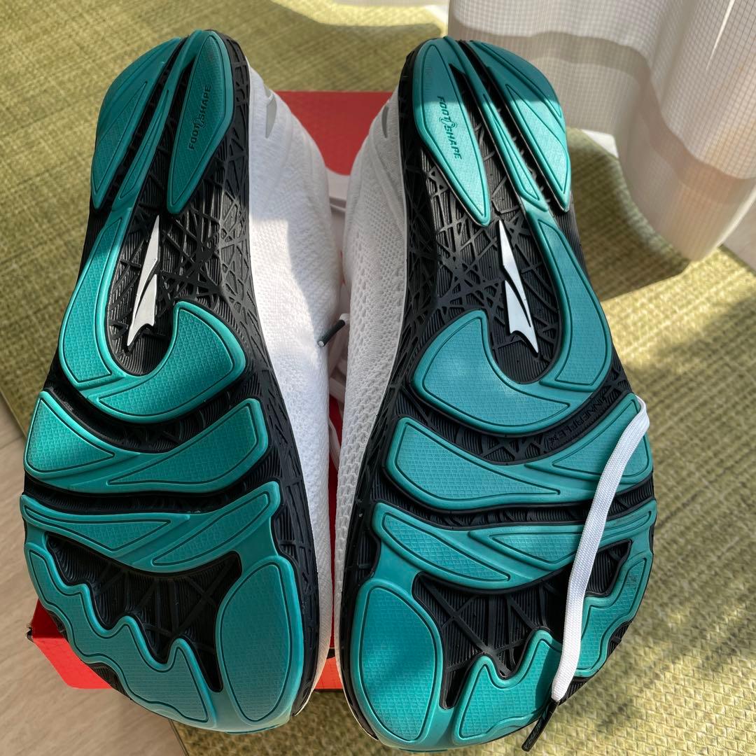 アルトラ エスカランテ 2.5 ランニングシューズ