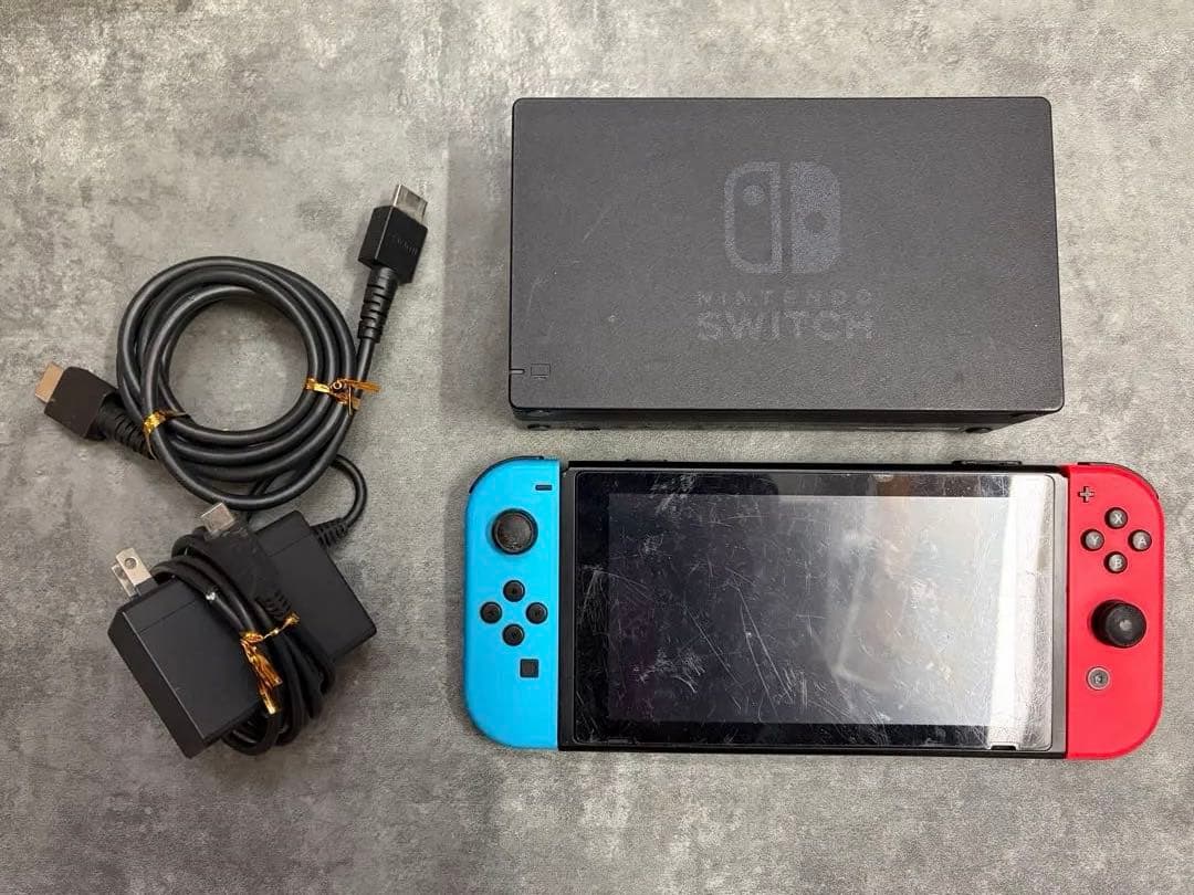 Nintendo Switch 青/赤 本体 充電器付き