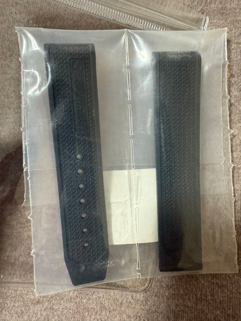 【未使用】純正　オメガ スピードマスター　ラバーベルト ラグ幅 19mm 黒