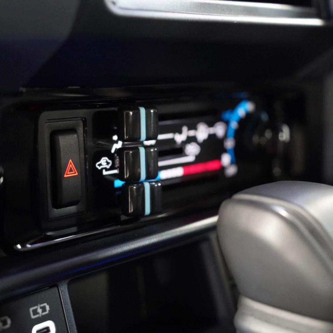 再再販 GDJ76W ランドクルーザー70 ハザードスイッチ 増設キット ④