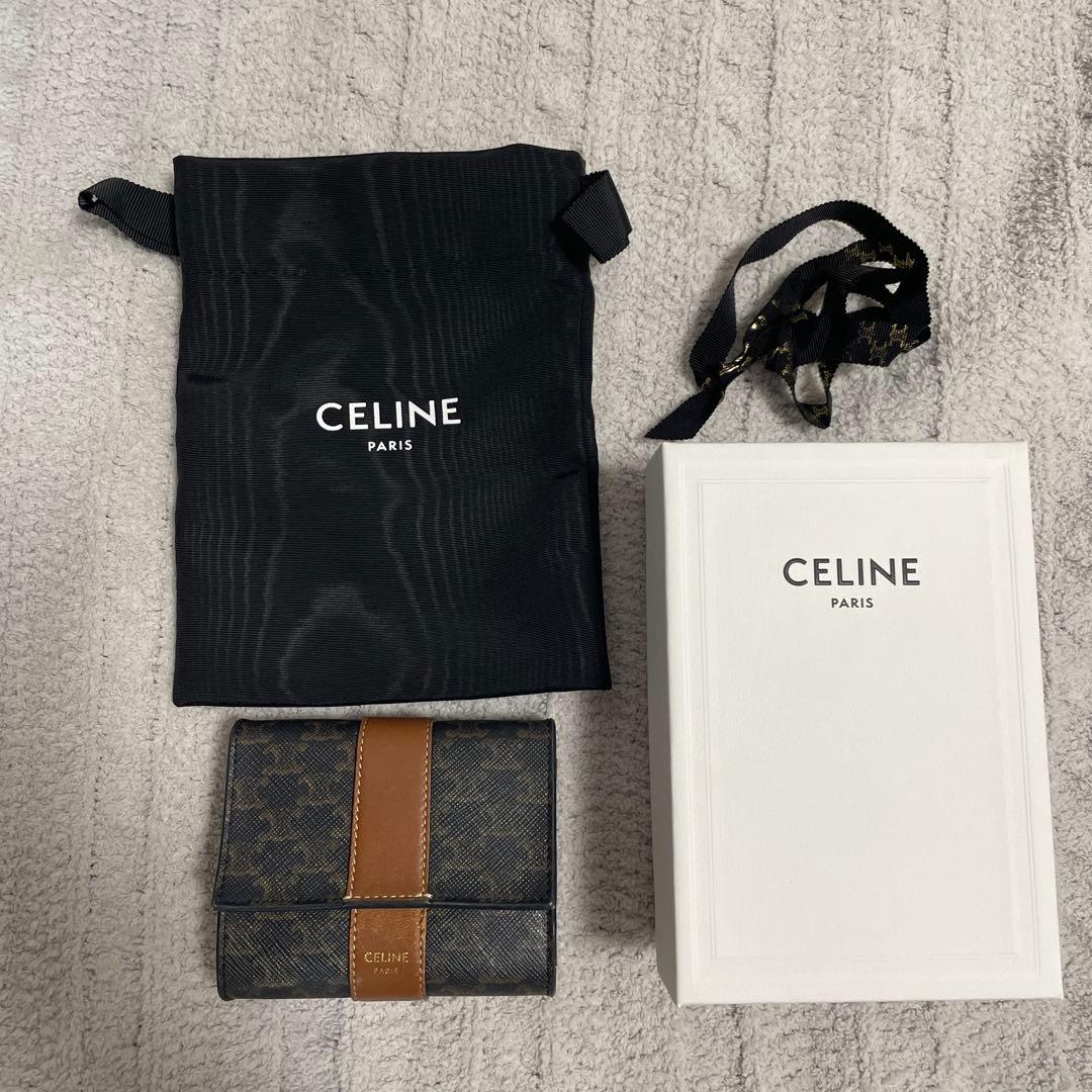 CELINE 三つ折り財布 ブラック ブラウン