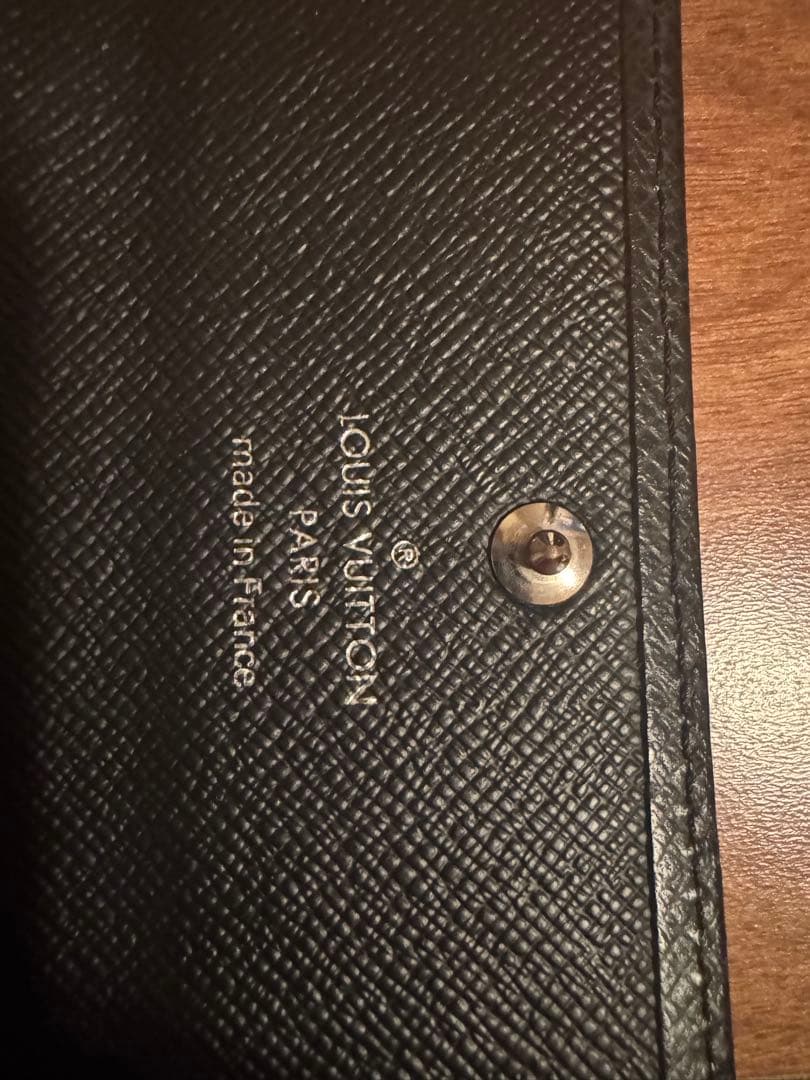 Louis Vuitton ブラックキーケース タイガ