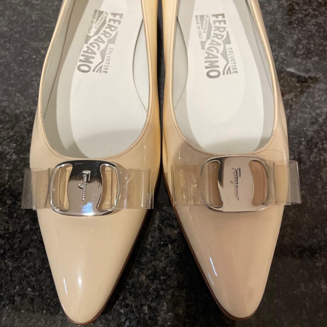 ✨未使用品✨サルヴァトーレフェラガモ　ヴァラ　バレリーナシューズ