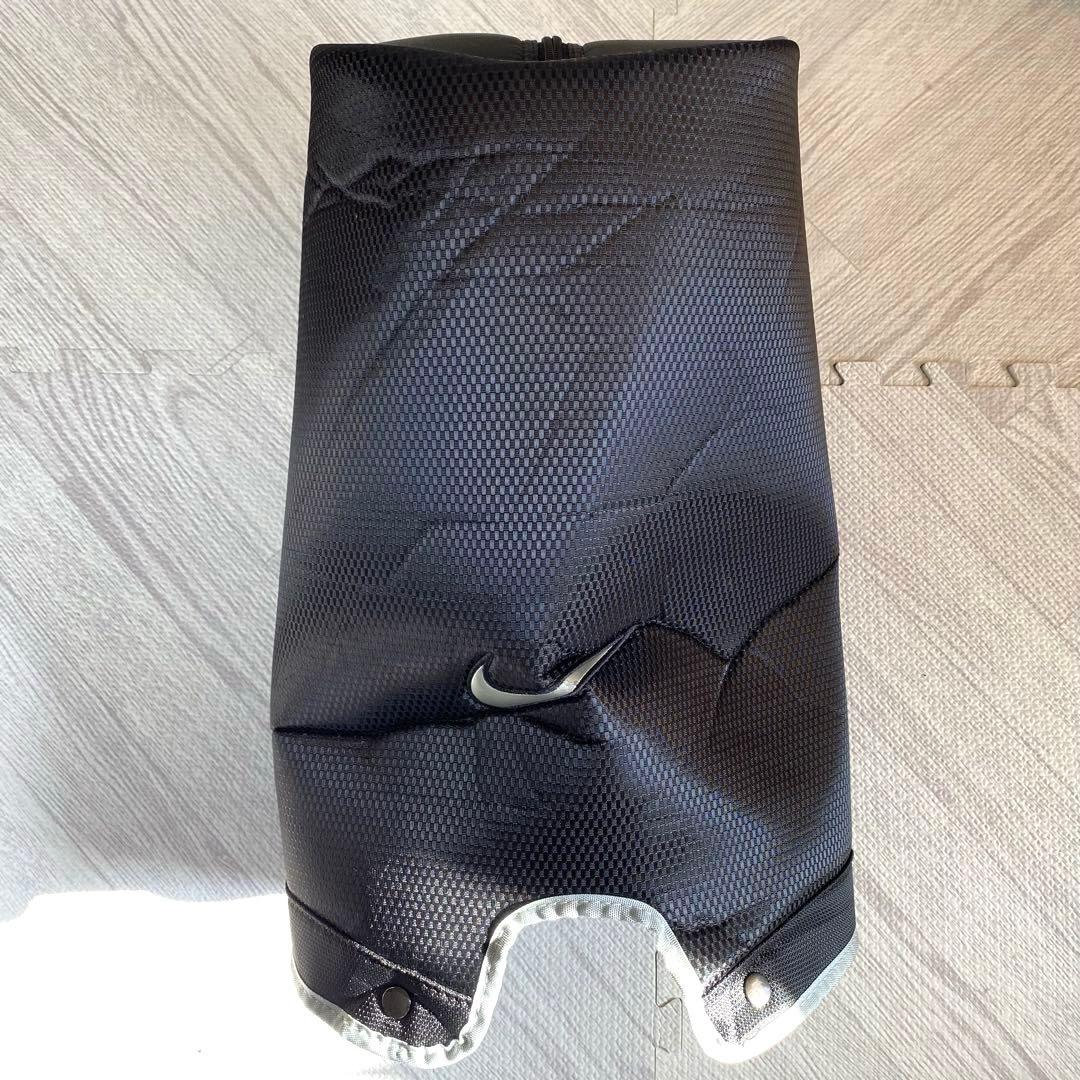 NIKE ナイキ　キャディバッグ　黒　白　ゴルフバック