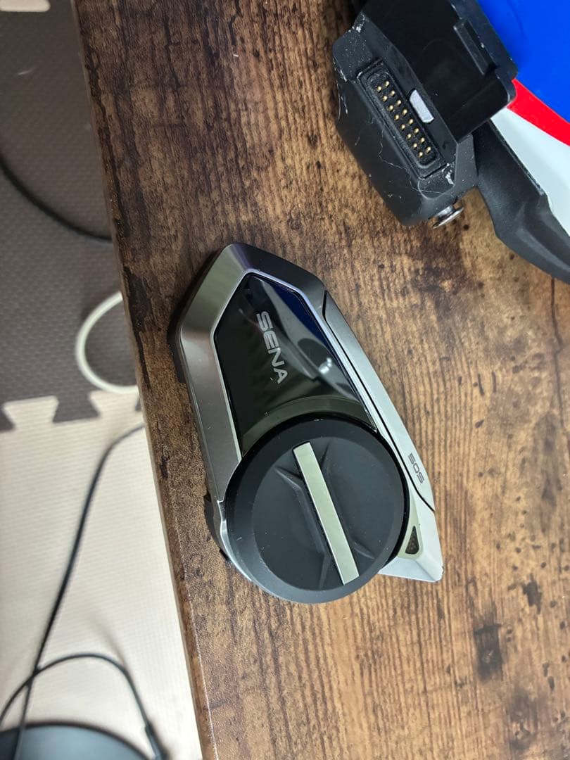 SENA 50S インカム付き アチェルビス　オフロードヘルメット