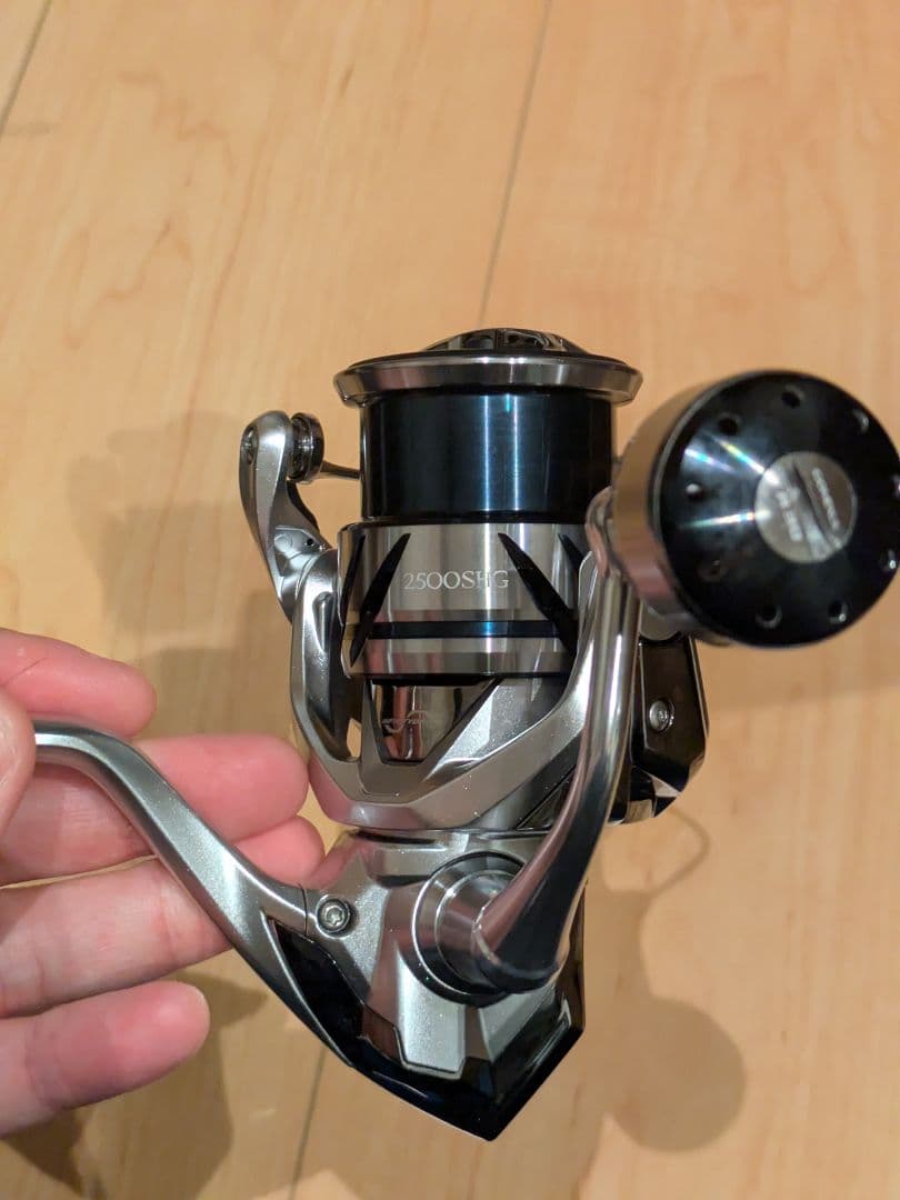 23ストラディック　2500shg SHIMANO ゴメクサスハンドル付き