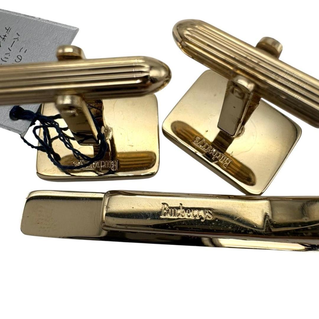 タグ付き未使用 バーバリー ネクタイピン カフス 3点セット　ケース付き