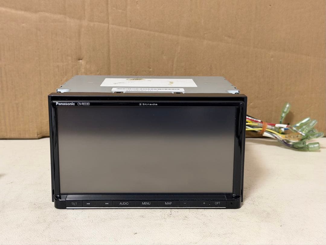 パナソニック Panasonic カーナビ ストラーダ CN-RE03D (A)