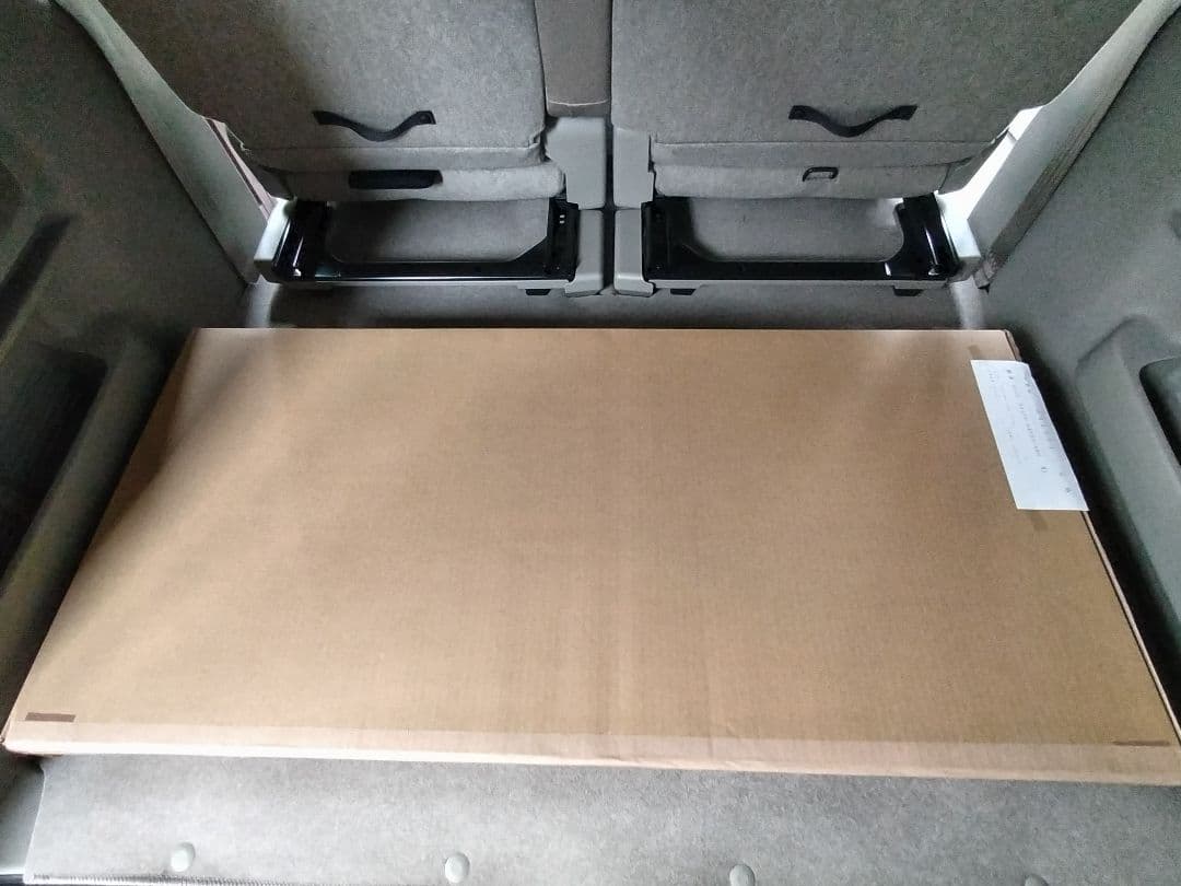 新品です。 エブリイ ネットラック(ルーフ用)　DA17用