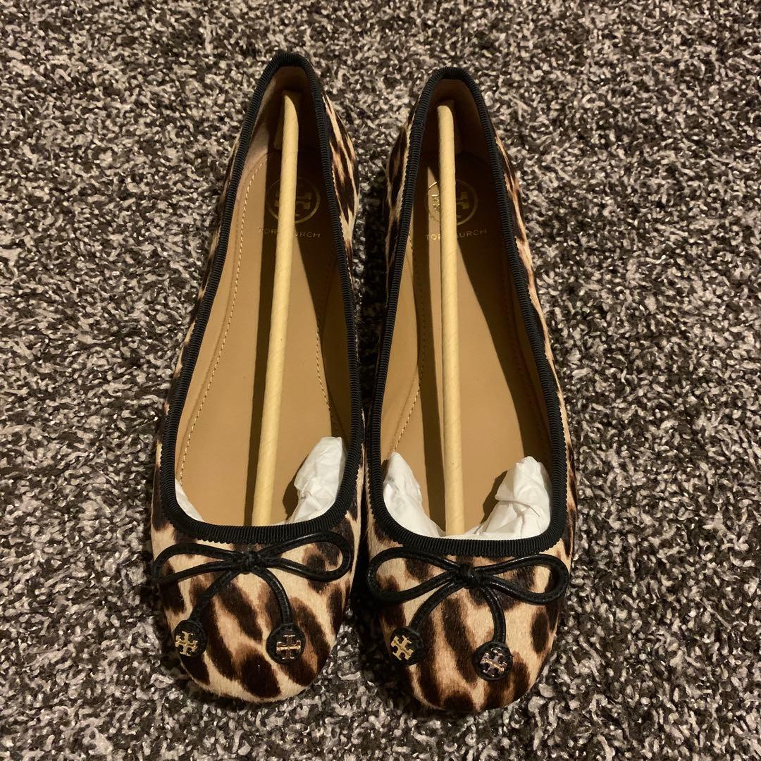 【新品未使用】トリーバーチ　パンプス　フラットシューズ　リボン　レオパード