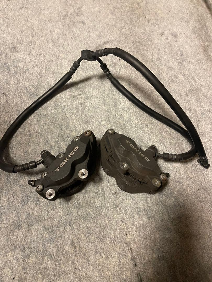 ZRX1200 ダエグ 純正ブレーキキャリパー