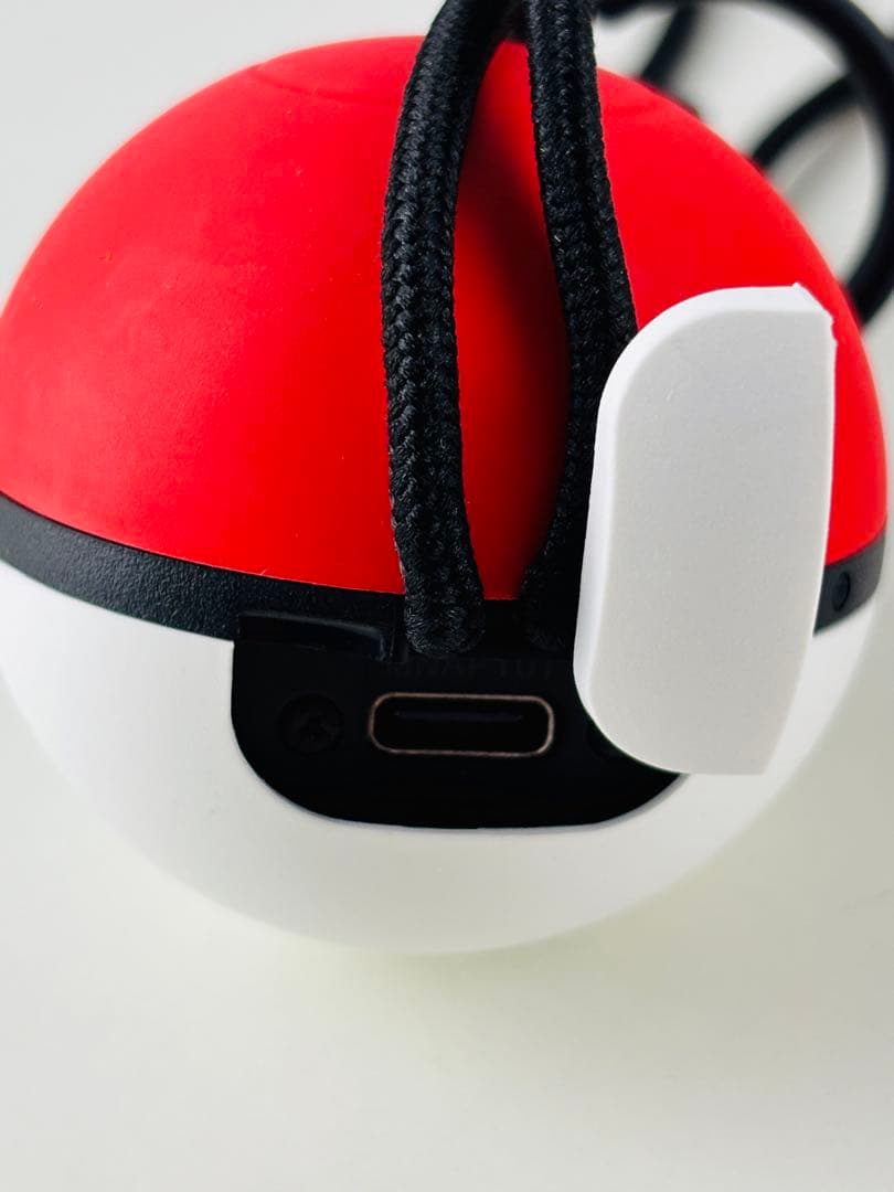 美品 レッツゴー ピカチュウ Lets Go ポケモン モンスターボールプラス