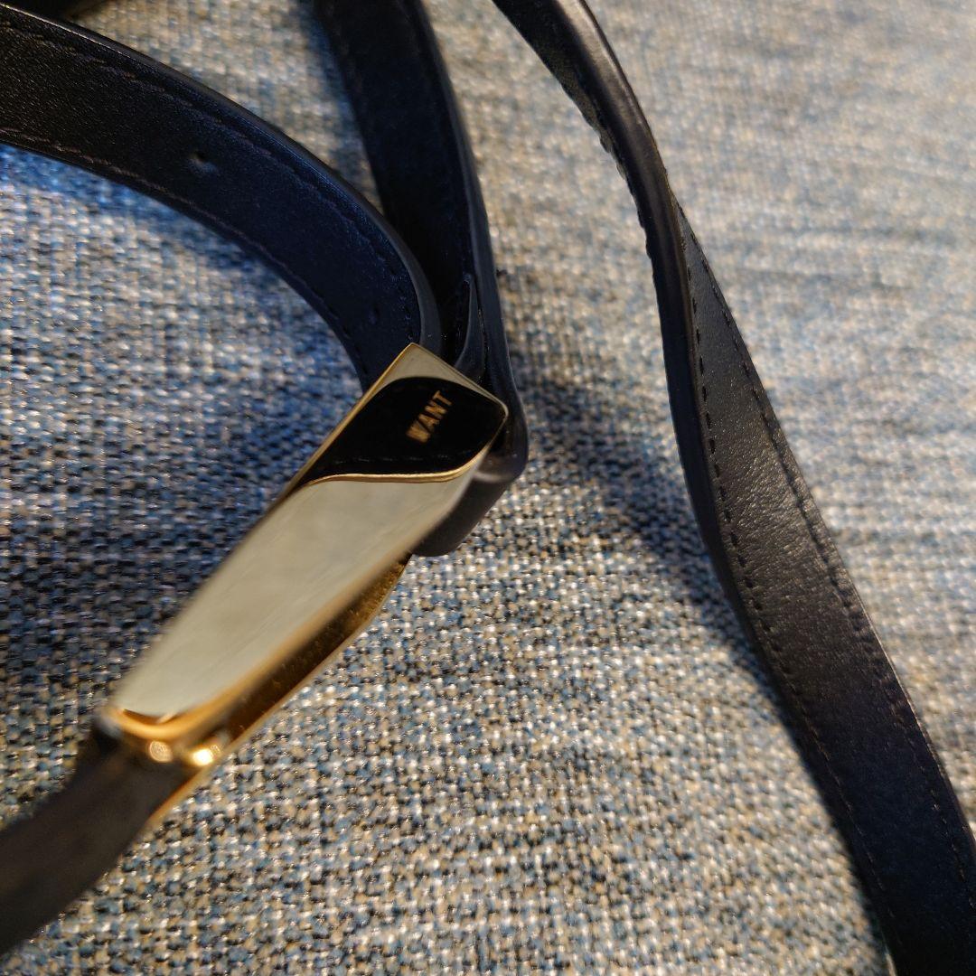 WANT LES ESSENTIELS ブラックレザーショルダーバッグ