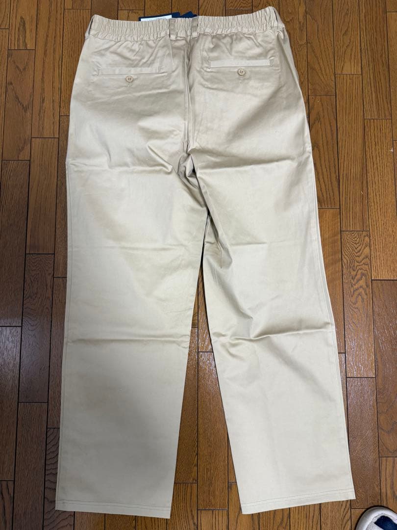 新品未使用品　muta ベージュ パンツ サイズ6(L)