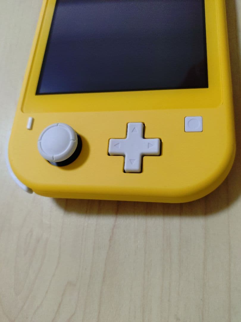 【中古品】Nintendo Switch Lite イエロー 本体