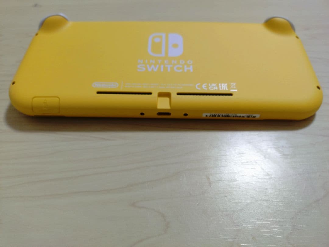 【中古品】Nintendo Switch Lite イエロー 本体