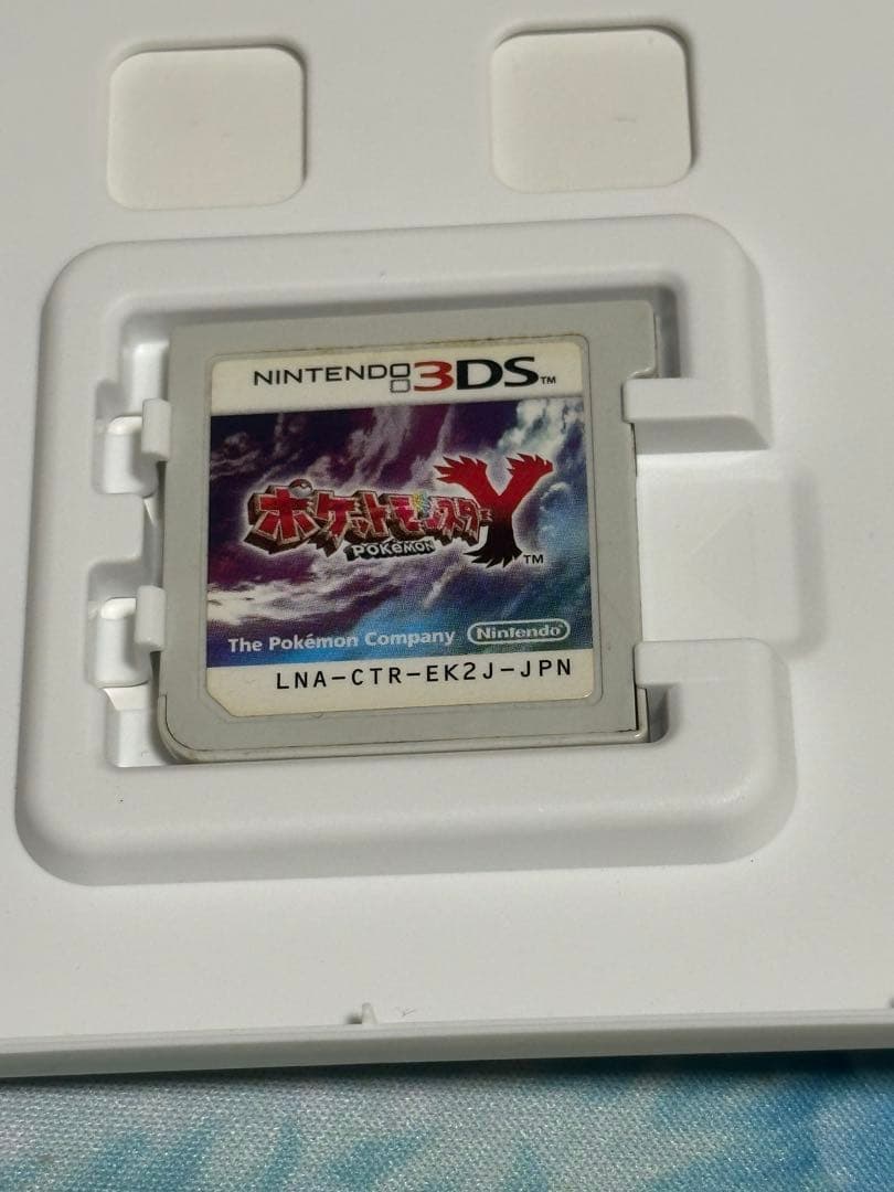 ベ*ン様 【期間限定値下げ】ポケットモンスターY 未受け取り 色違いジラーチ e