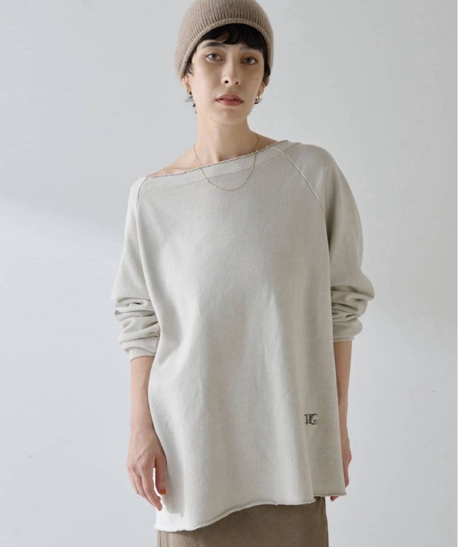 ウィム ガゼット オフショル裏毛プルオーバー