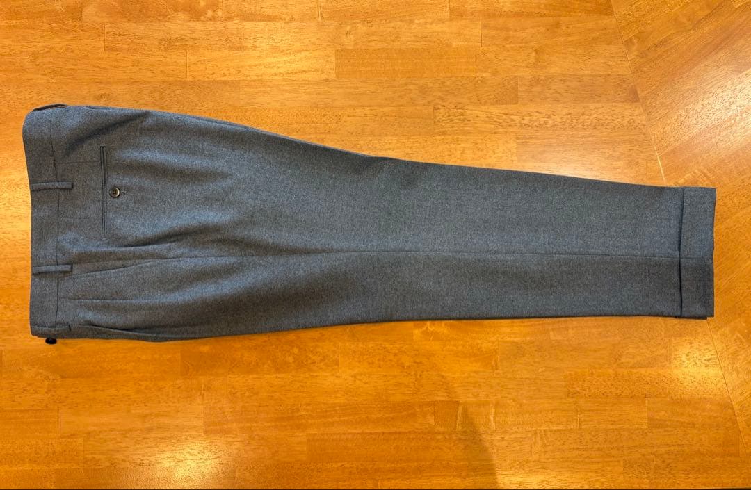 【極美品】タグ付　Eminento OSAKUライン グレー ウールスラックス