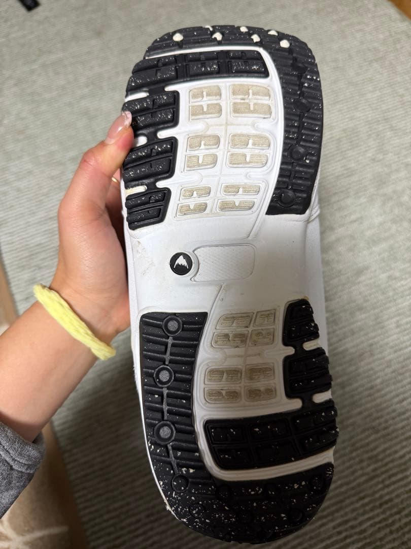 Burtonスノーボードシューズ 男子用