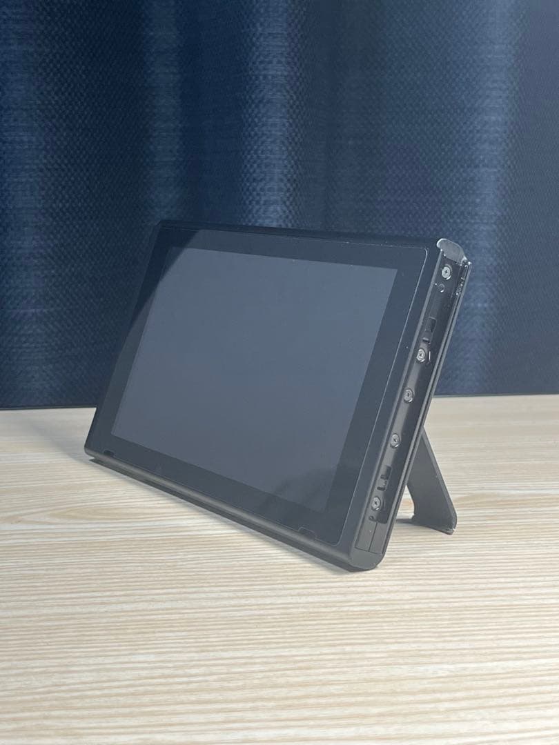 【状態良好】Nintendo Switch 本体のみ