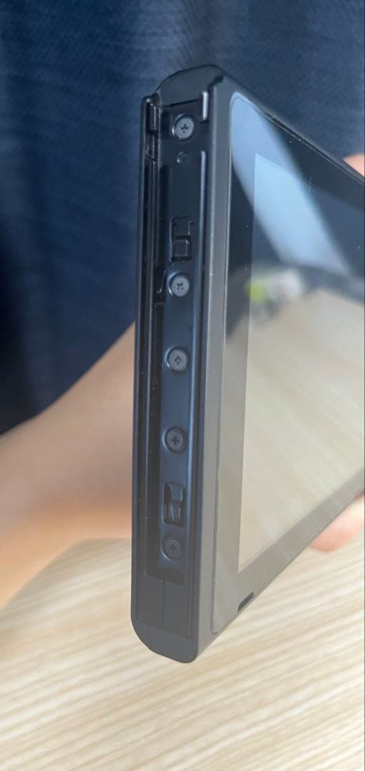 【状態良好】Nintendo Switch 本体のみ