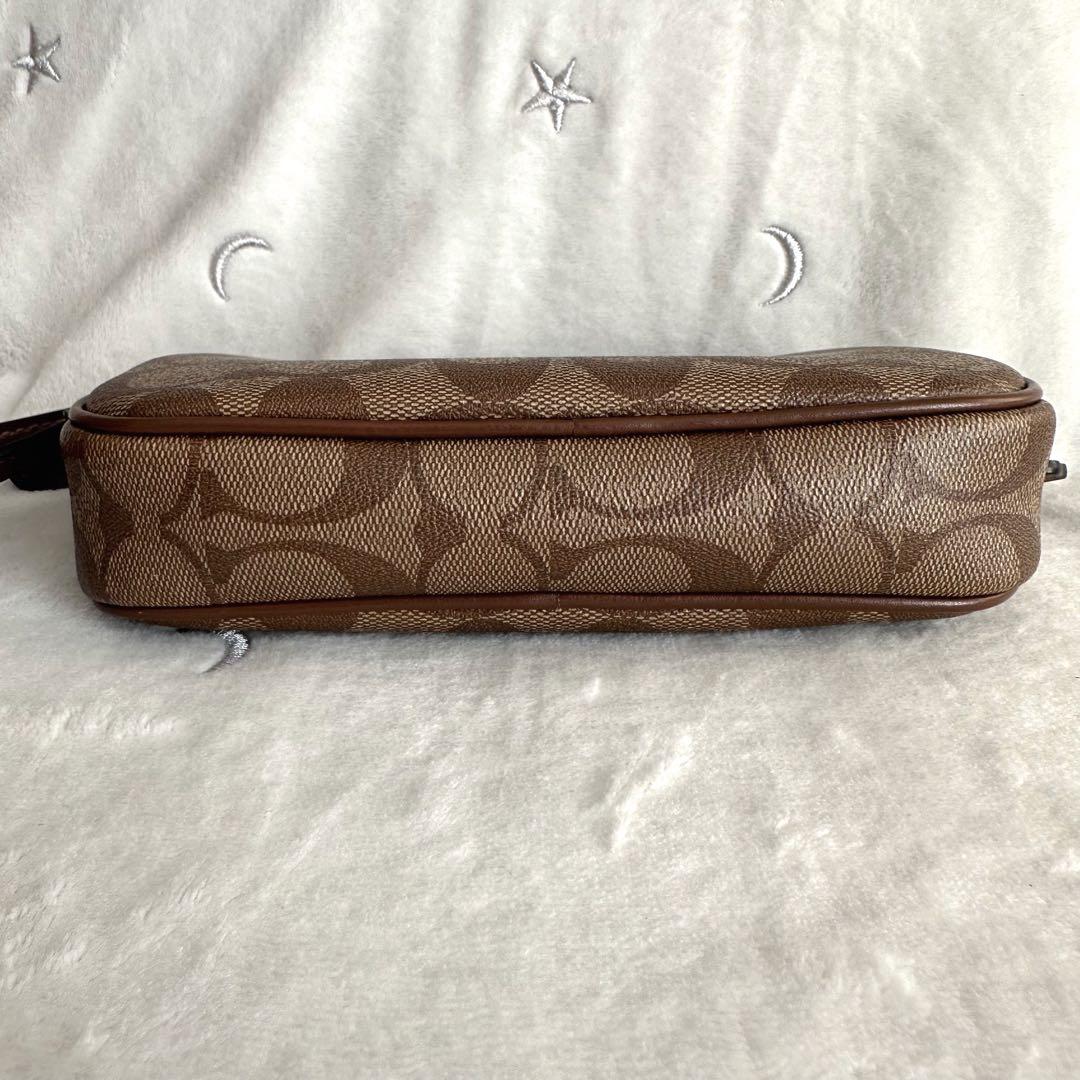 【あんこ】コーチ　ショルダーバッグ　カメラバッグ　シグネチャーWファスナー