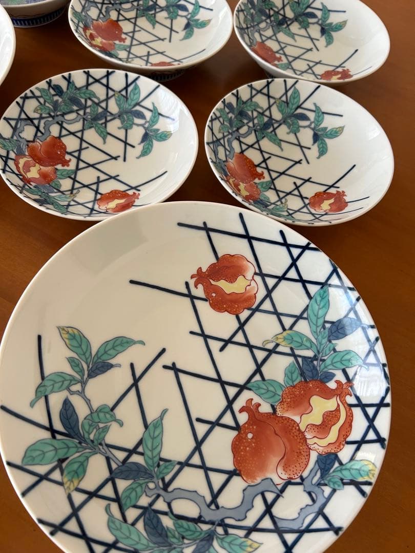 伊万里　色鍋島　花柄と竹模様の高台皿　9枚セット