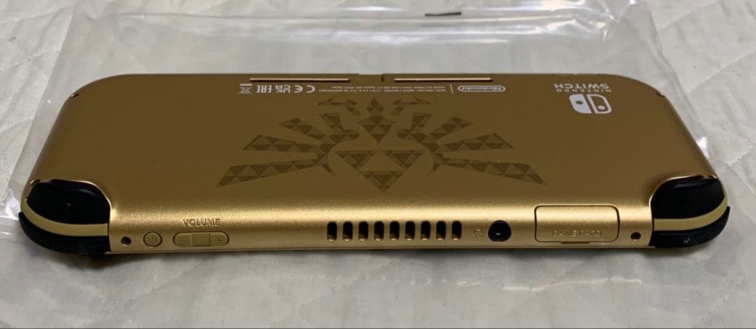 【未使用に近い】ニンテンドースイッチ ライト ハイラルエディション