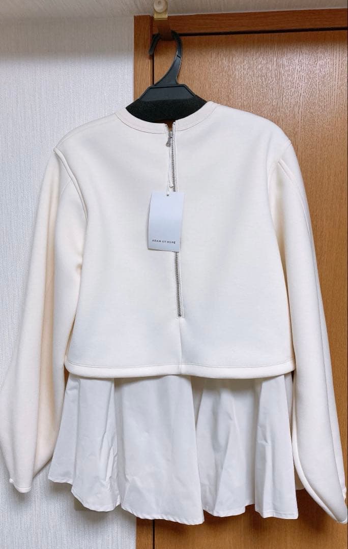 【最終値下げ】ADAM ET ROPE' FEMME新品トップス
