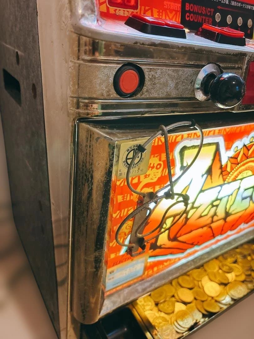 【送料込み】4号機アステカ実機