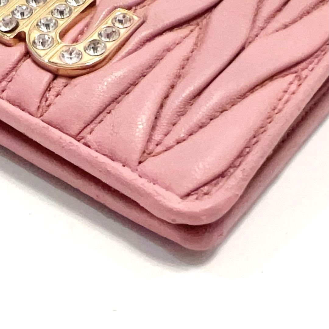 ミュウミュウ マテラッセ 折り財布 ビジュー クリスタル ゴールド金具 ピンク