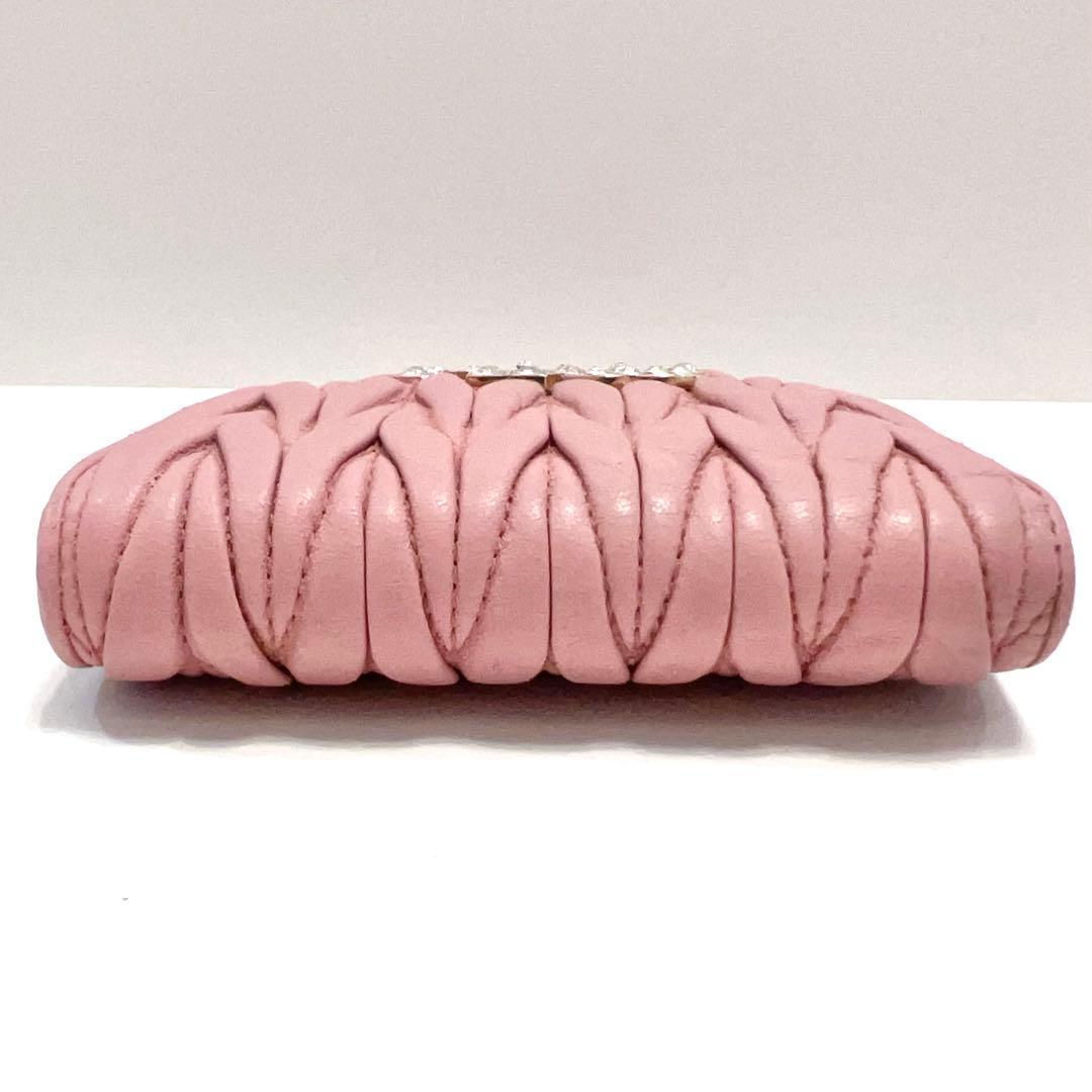 ミュウミュウ マテラッセ 折り財布 ビジュー クリスタル ゴールド金具 ピンク