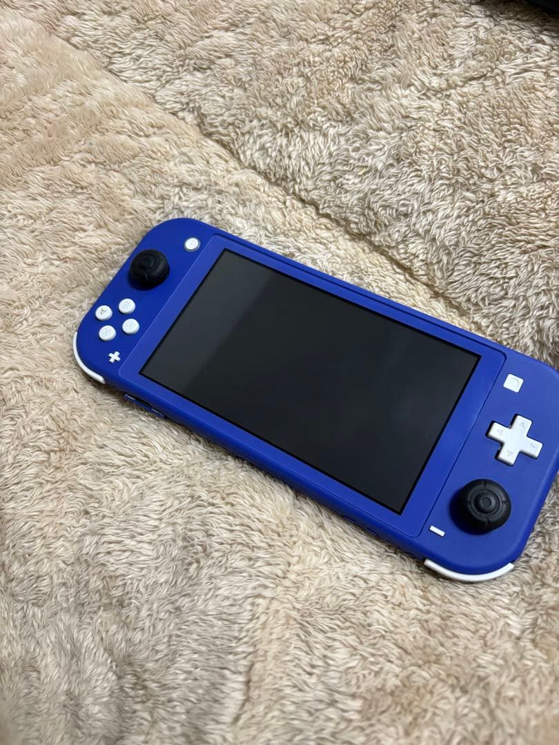 switch lite スイッチライト　本体　ブルー　ケース付き