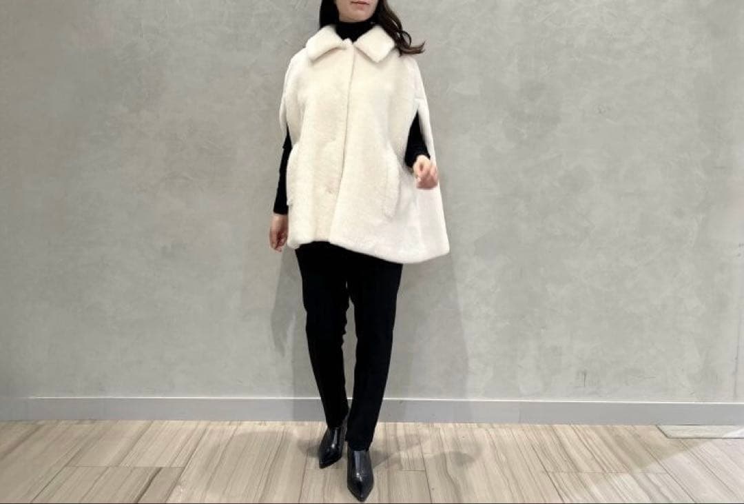 mid アベニエールトワール ウールポアケープコート アイボリー