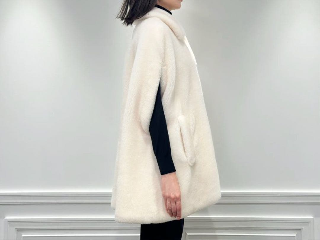 mid アベニエールトワール ウールポアケープコート アイボリー