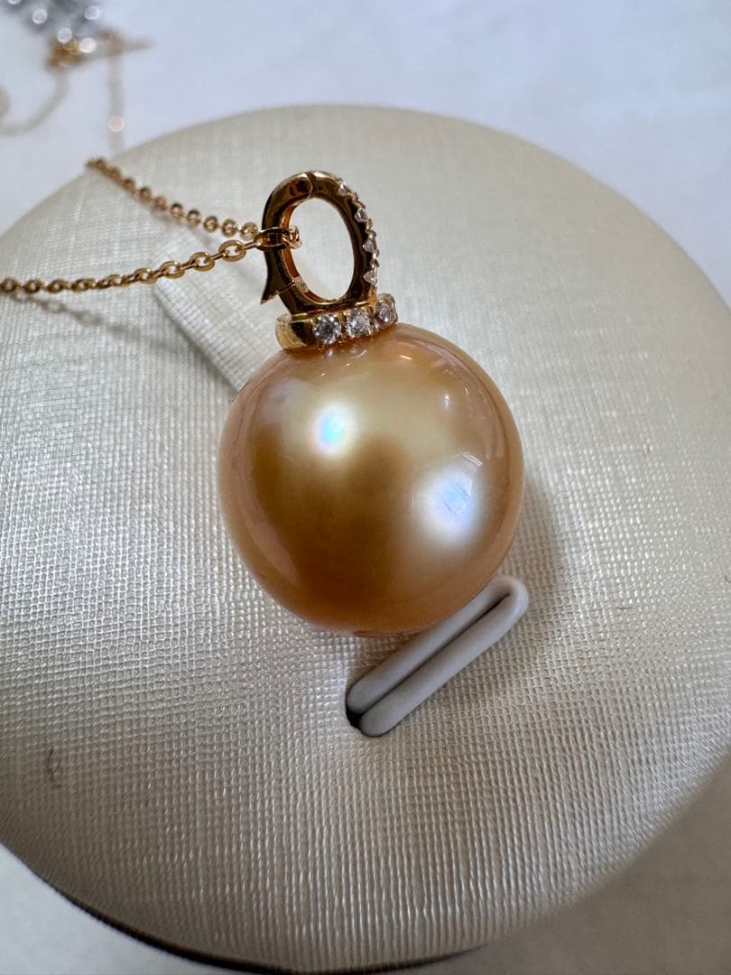 新品　18K 高品質南洋白蝶ゴールデンパールペンダント