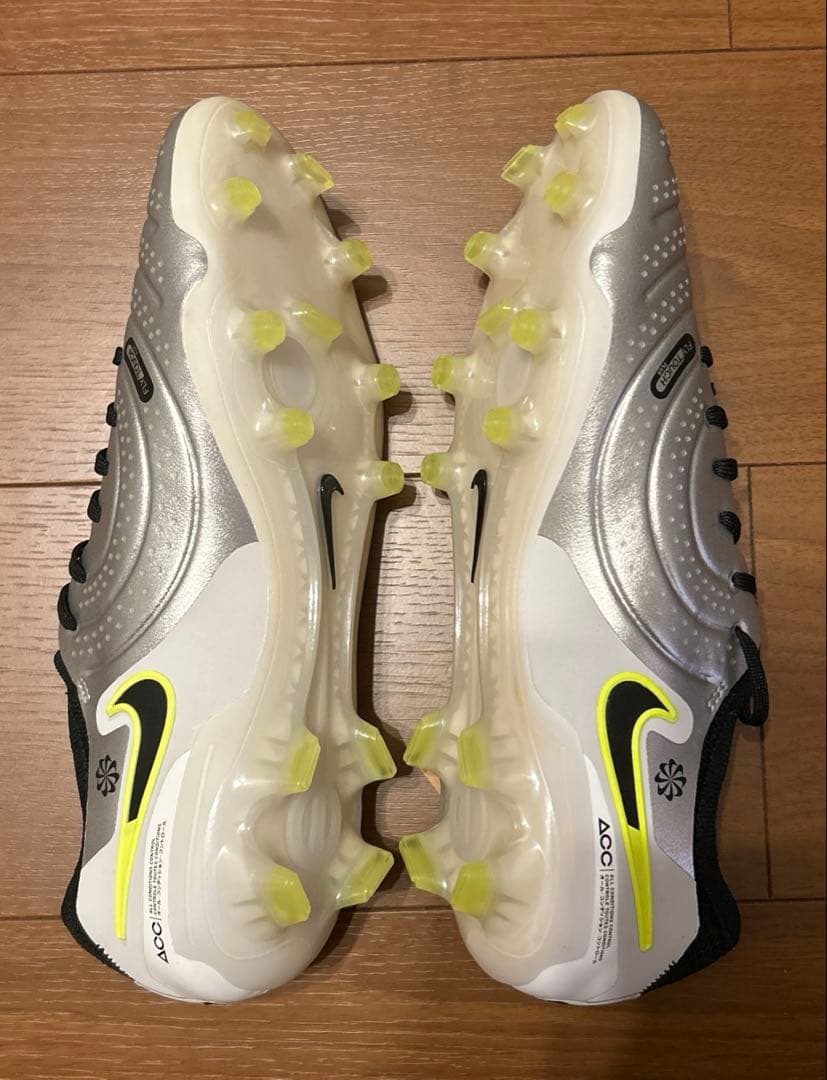 【新品未使用】NIKE TIEMPO LEGEND 10 ELITE FG 銀