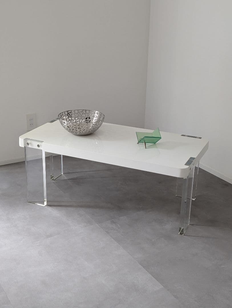 USED/スペースエイジ Y2K アクリルレッグ センターテーブル モダン