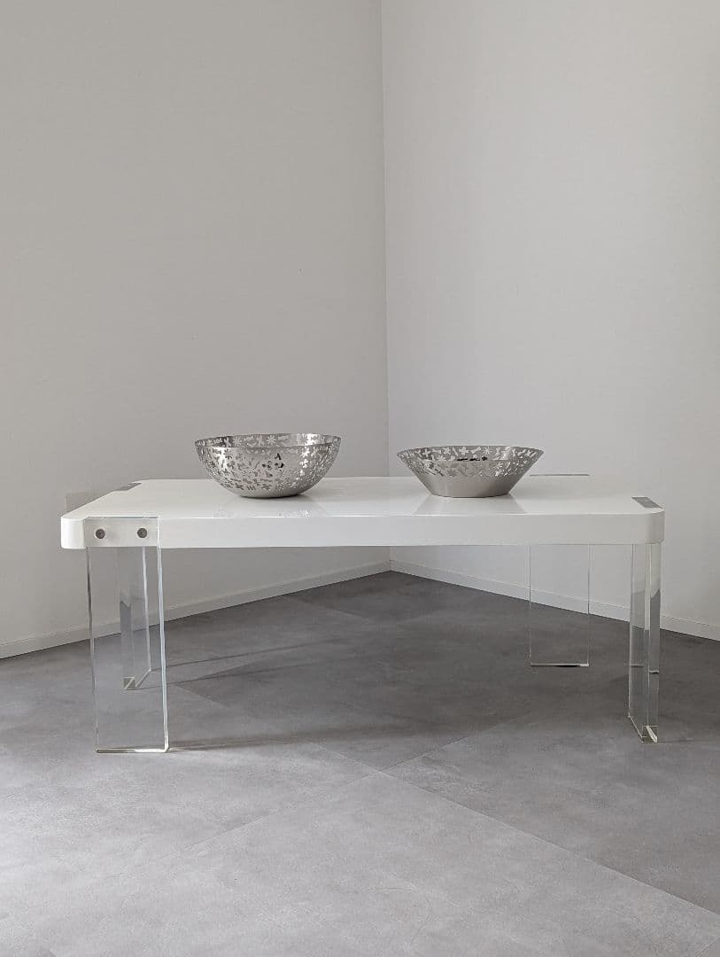 USED/スペースエイジ Y2K アクリルレッグ センターテーブル モダン