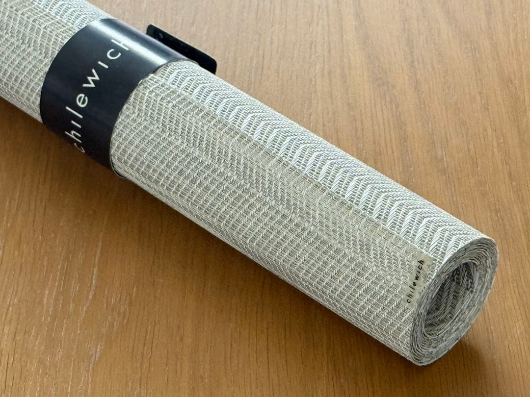 Chilewich テーブルランナー Wave グレー
